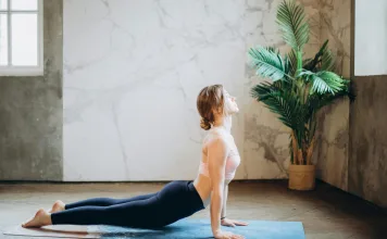 Exercícios Simples para Aumentar a Flexibilidade do Corpo: Guia Completo imagem contextual de saúde humana