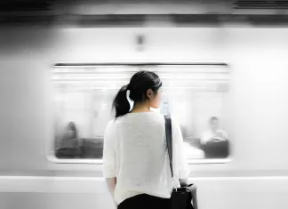 Rotina noturna sem telas: como desacelerar antes de dormir sem complicar a rotina Rotina noturna sem telas para desacelerar antes de dormir